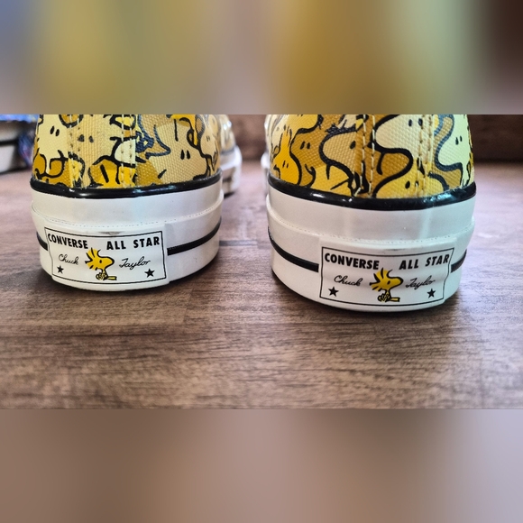 Yellow Snoopy High-Top Sneakers - Picture 11 of 14